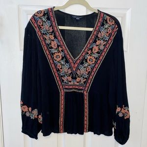 American Eagle embroidered peasant blouse